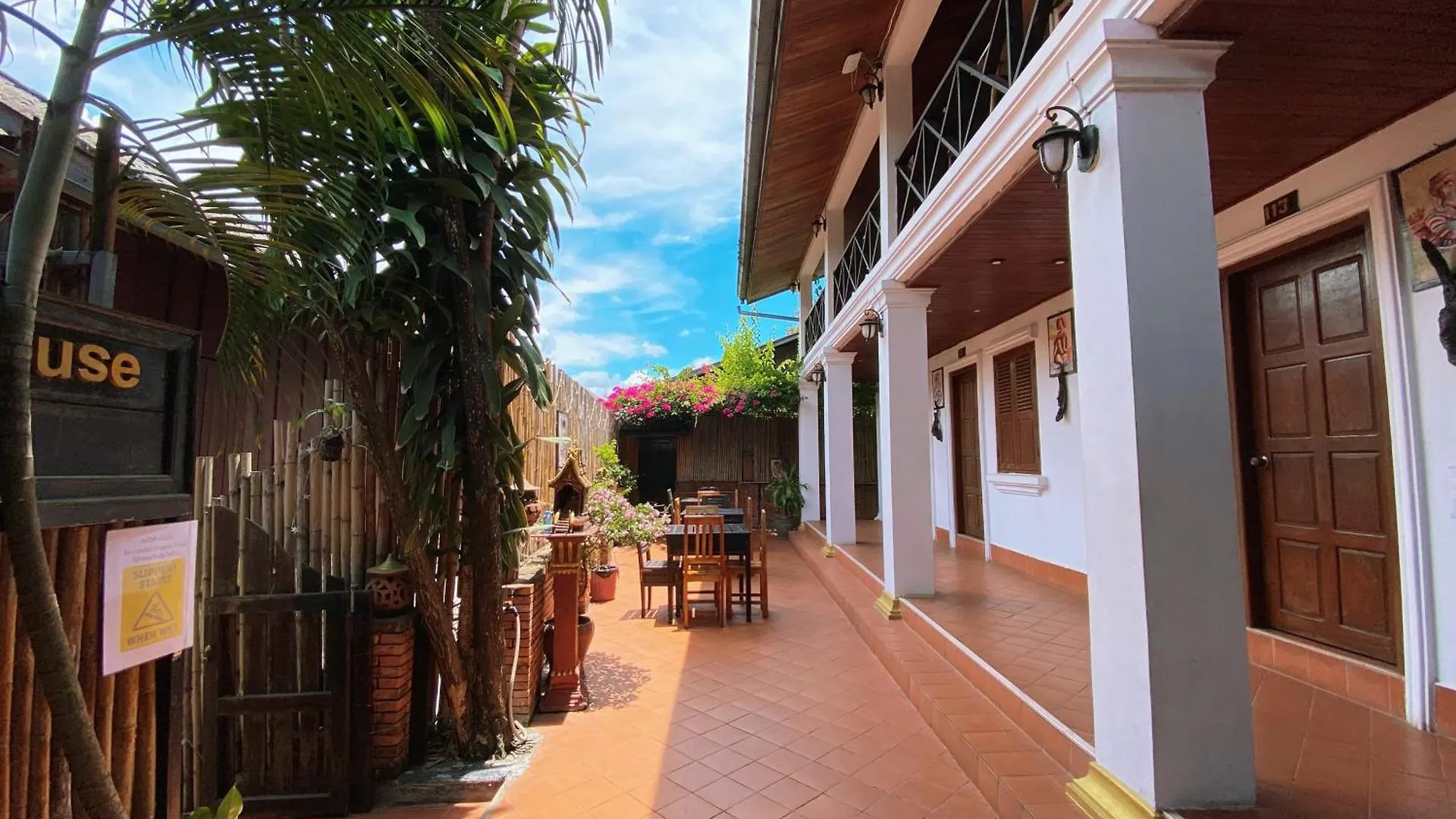 Mekong Chidlatda Villa Luang Prabang